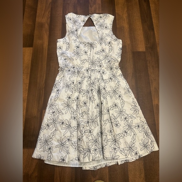 Danny & Nicole Black and White Fit and Flare Midi Dress - Picture 7 of 11